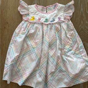 Pastel Plaid flutter sleeve with embroidered bunnies girls Easter Dress, 2T GUC